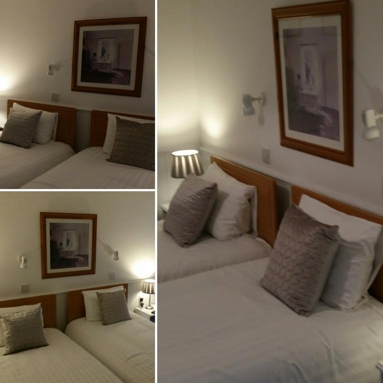 Halfway House Hotel Larne Rom bilde